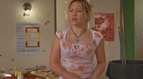 DailyDuff-dot-org_LizzieMcGuire-2x19SheSaidHeSaidSheSaid0222.jpg