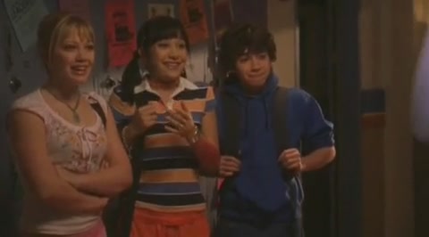 DailyDuff-dot-org_LizzieMcGuire-2x19SheSaidHeSaidSheSaid0264.jpg