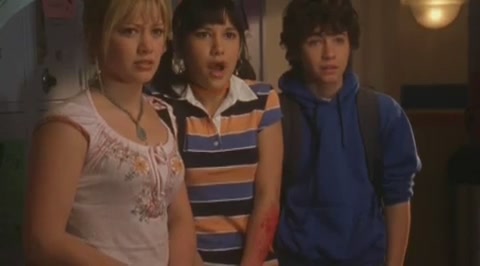 DailyDuff-dot-org_LizzieMcGuire-2x19SheSaidHeSaidSheSaid0292.jpg