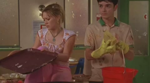 DailyDuff-dot-org_LizzieMcGuire-2x19SheSaidHeSaidSheSaid0350.jpg