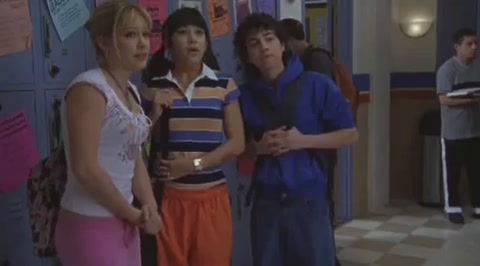 DailyDuff-dot-org_LizzieMcGuire-2x19SheSaidHeSaidSheSaid0502.jpg