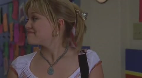 DailyDuff-dot-org_LizzieMcGuire-2x19SheSaidHeSaidSheSaid0510.jpg