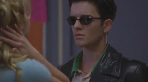 DailyDuff-dot-org_LizzieMcGuire-2x19SheSaidHeSaidSheSaid0526.jpg