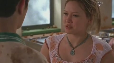 DailyDuff-dot-org_LizzieMcGuire-2x19SheSaidHeSaidSheSaid0602.jpg