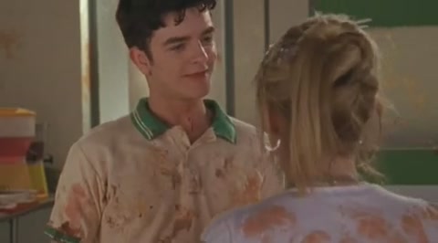 DailyDuff-dot-org_LizzieMcGuire-2x19SheSaidHeSaidSheSaid0604.jpg