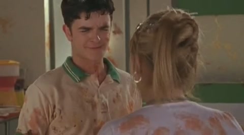 DailyDuff-dot-org_LizzieMcGuire-2x19SheSaidHeSaidSheSaid0608.jpg