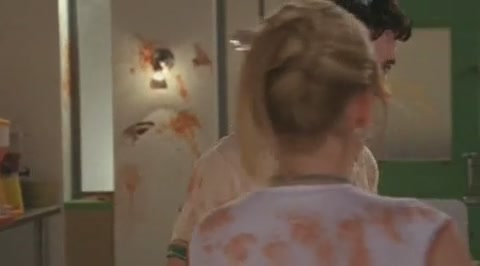 DailyDuff-dot-org_LizzieMcGuire-2x19SheSaidHeSaidSheSaid0613.jpg