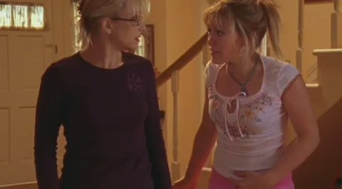 DailyDuff-dot-org_LizzieMcGuire-2x19SheSaidHeSaidSheSaid0690.jpg