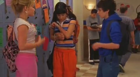 DailyDuff-dot-org_LizzieMcGuire-2x19SheSaidHeSaidSheSaid0739.jpg