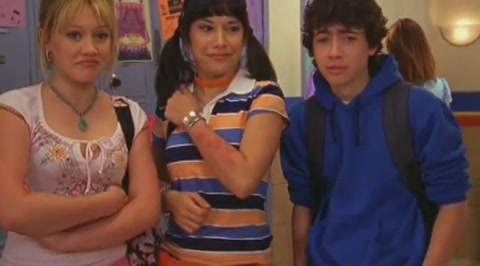 DailyDuff-dot-org_LizzieMcGuire-2x19SheSaidHeSaidSheSaid0776.jpg