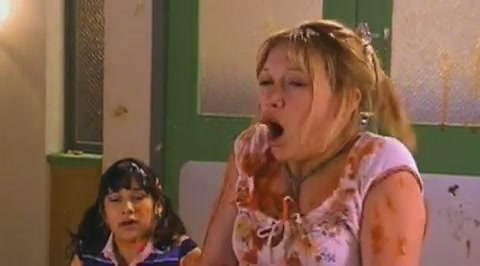 DailyDuff-dot-org_LizzieMcGuire-2x19SheSaidHeSaidSheSaid0822.jpg