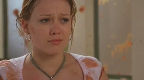 DailyDuff-dot-org_LizzieMcGuire-2x19SheSaidHeSaidSheSaid0901.jpg