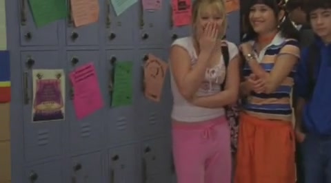 DailyDuff-dot-org_LizzieMcGuire-2x19SheSaidHeSaidSheSaid1137.jpg