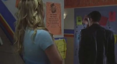 DailyDuff-dot-org_LizzieMcGuire-2x19SheSaidHeSaidSheSaid0531.jpg