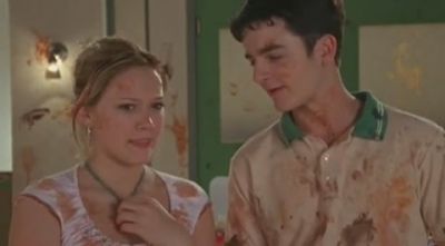 DailyDuff-dot-org_LizzieMcGuire-2x19SheSaidHeSaidSheSaid0621.jpg