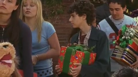 DailyDuff-dot-org_LizzieMcGuire-2x20XtremeXmas0050.jpg DailyDuff-dot-org_LizzieMcGuire-2x20XtremeXmas0050.jpg