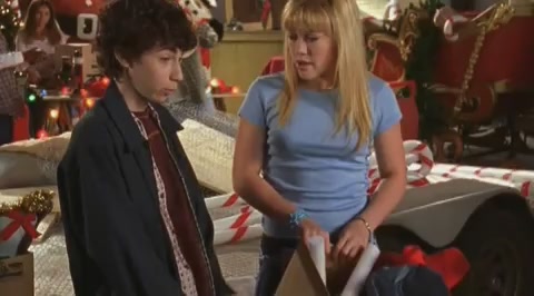 DailyDuff-dot-org_LizzieMcGuire-2x20XtremeXmas0205.jpg DailyDuff-dot-org_LizzieMcGuire-2x20XtremeXmas0205.jpg