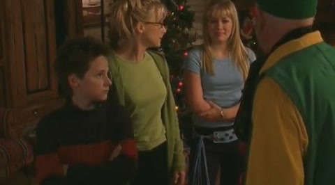 DailyDuff-dot-org_LizzieMcGuire-2x20XtremeXmas0551.jpg DailyDuff-dot-org_LizzieMcGuire-2x20XtremeXmas0551.jpg