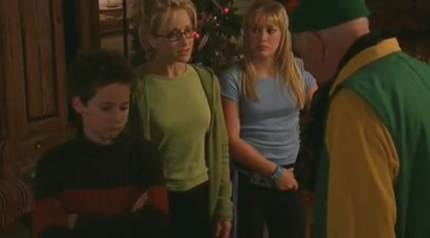 DailyDuff-dot-org_LizzieMcGuire-2x20XtremeXmas0556.jpg DailyDuff-dot-org_LizzieMcGuire-2x20XtremeXmas0556.jpg