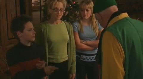 DailyDuff-dot-org_LizzieMcGuire-2x20XtremeXmas0560.jpg DailyDuff-dot-org_LizzieMcGuire-2x20XtremeXmas0560.jpg