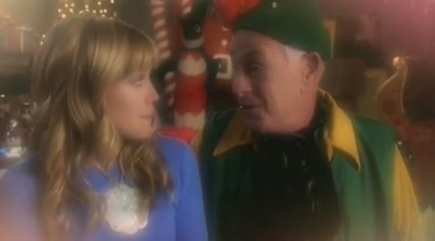 DailyDuff-dot-org_LizzieMcGuire-2x20XtremeXmas0857.jpg