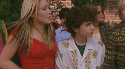 DailyDuff-dot-org_LizzieMcGuire-2x20XtremeXmas1054.jpg DailyDuff-dot-org_LizzieMcGuire-2x20XtremeXmas1054.jpg