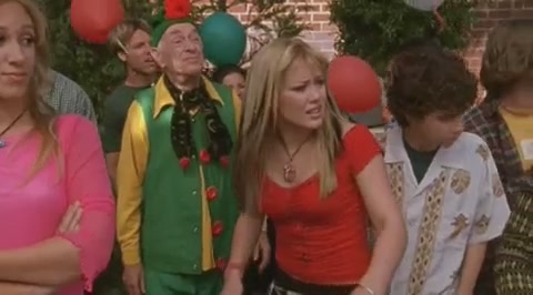 DailyDuff-dot-org_LizzieMcGuire-2x20XtremeXmas1098.jpg DailyDuff-dot-org_LizzieMcGuire-2x20XtremeXmas1098.jpg