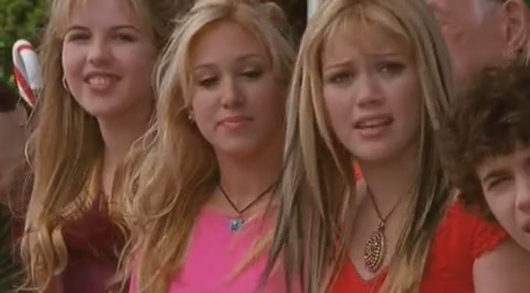 DailyDuff-dot-org_LizzieMcGuire-2x20XtremeXmas1101.jpg DailyDuff-dot-org_LizzieMcGuire-2x20XtremeXmas1101.jpg