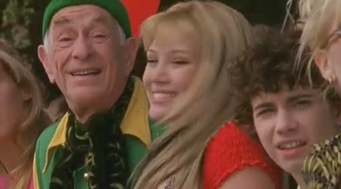 DailyDuff-dot-org_LizzieMcGuire-2x20XtremeXmas1105.jpg DailyDuff-dot-org_LizzieMcGuire-2x20XtremeXmas1105.jpg