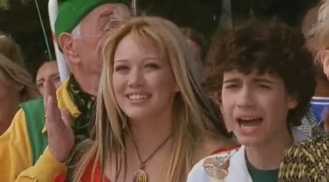 DailyDuff-dot-org_LizzieMcGuire-2x20XtremeXmas1120.jpg DailyDuff-dot-org_LizzieMcGuire-2x20XtremeXmas1120.jpg