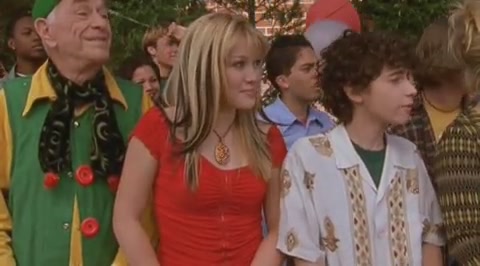 DailyDuff-dot-org_LizzieMcGuire-2x20XtremeXmas1155.jpg DailyDuff-dot-org_LizzieMcGuire-2x20XtremeXmas1155.jpg