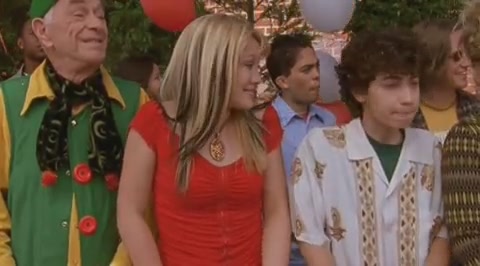 DailyDuff-dot-org_LizzieMcGuire-2x20XtremeXmas1157.jpg DailyDuff-dot-org_LizzieMcGuire-2x20XtremeXmas1157.jpg