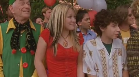 DailyDuff-dot-org_LizzieMcGuire-2x20XtremeXmas1158.jpg DailyDuff-dot-org_LizzieMcGuire-2x20XtremeXmas1158.jpg