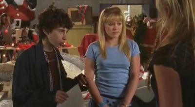 DailyDuff-dot-org_LizzieMcGuire-2x20XtremeXmas0173.jpg