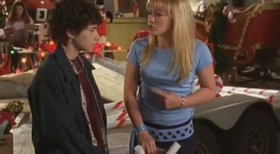 DailyDuff-dot-org_LizzieMcGuire-2x20XtremeXmas0201.jpg