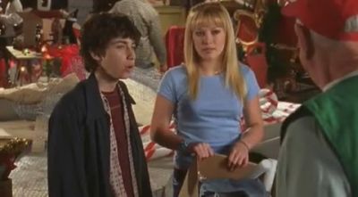 DailyDuff-dot-org_LizzieMcGuire-2x20XtremeXmas0213.jpg