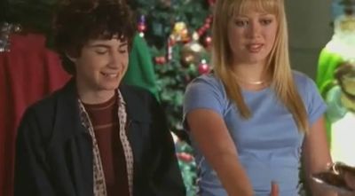 DailyDuff-dot-org_LizzieMcGuire-2x20XtremeXmas0280.jpg