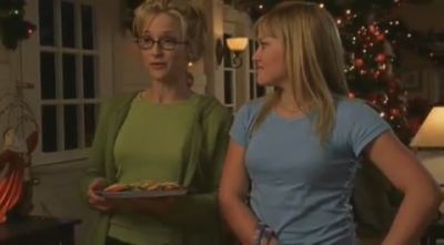 DailyDuff-dot-org_LizzieMcGuire-2x20XtremeXmas0465.jpg