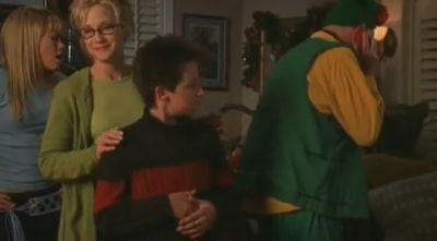 DailyDuff-dot-org_LizzieMcGuire-2x20XtremeXmas0538.jpg