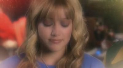 DailyDuff-dot-org_LizzieMcGuire-2x20XtremeXmas0834.jpg