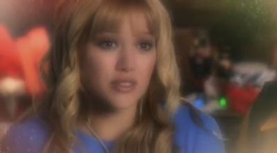 DailyDuff-dot-org_LizzieMcGuire-2x20XtremeXmas0852.jpg