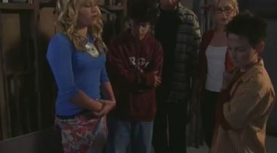 DailyDuff-dot-org_LizzieMcGuire-2x20XtremeXmas0975.jpg