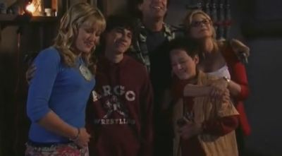 DailyDuff-dot-org_LizzieMcGuire-2x20XtremeXmas0985.jpg