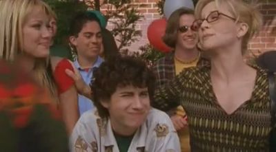 DailyDuff-dot-org_LizzieMcGuire-2x20XtremeXmas1012.jpg