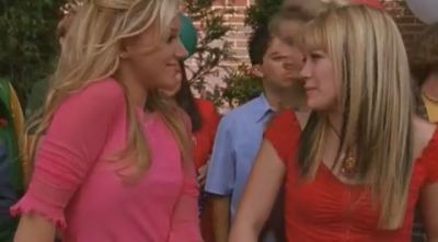 DailyDuff-dot-org_LizzieMcGuire-2x20XtremeXmas1021.jpg