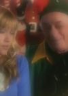 DailyDuff-dot-org_LizzieMcGuire-2x20XtremeXmas0847.jpg