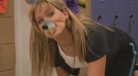 DailyDuff-dot-org_LizzieMcGuire-2x21LizziesEleven0002.jpg DailyDuff-dot-org_LizzieMcGuire-2x21LizziesEleven0002.jpg