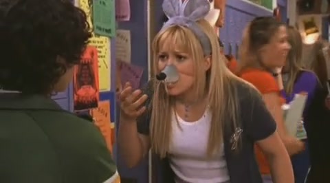 DailyDuff-dot-org_LizzieMcGuire-2x21LizziesEleven0032.jpg DailyDuff-dot-org_LizzieMcGuire-2x21LizziesEleven0032.jpg