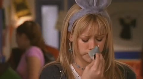 DailyDuff-dot-org_LizzieMcGuire-2x21LizziesEleven0142.jpg DailyDuff-dot-org_LizzieMcGuire-2x21LizziesEleven0142.jpg