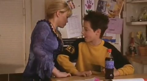 DailyDuff-dot-org_LizzieMcGuire-2x21LizziesEleven0415.jpg DailyDuff-dot-org_LizzieMcGuire-2x21LizziesEleven0415.jpg